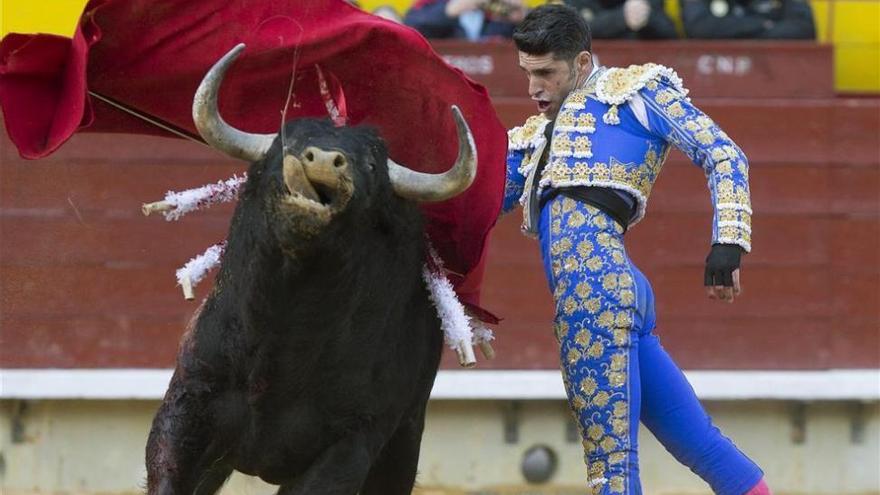 Fantasía de Talavante, que abre la Puerta Grande en Castellón