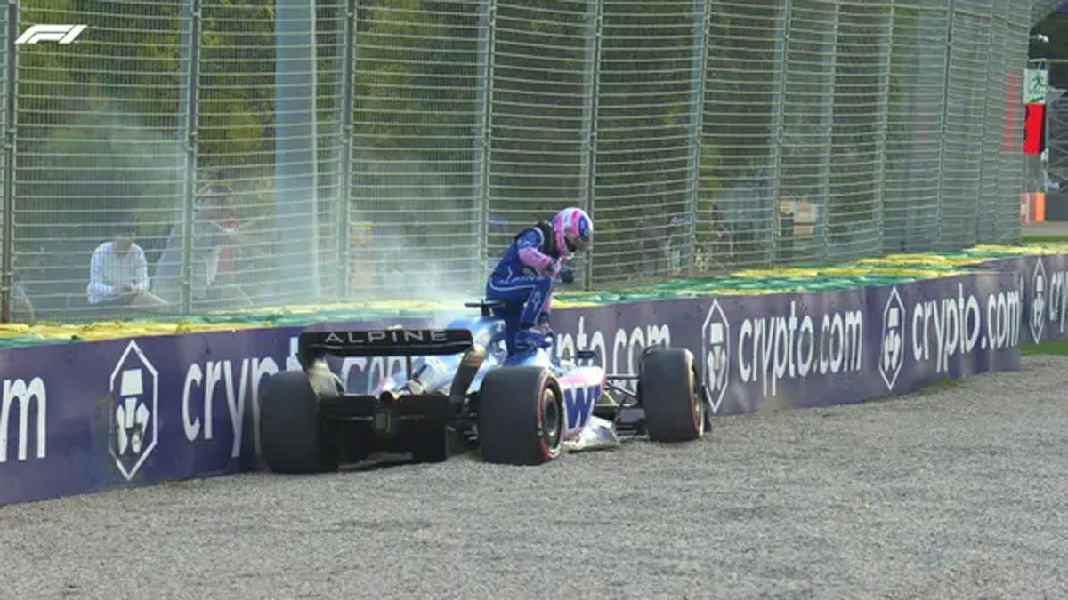 Alonso tras sufrir la inoportuna avería en la 'qualy' de Australia