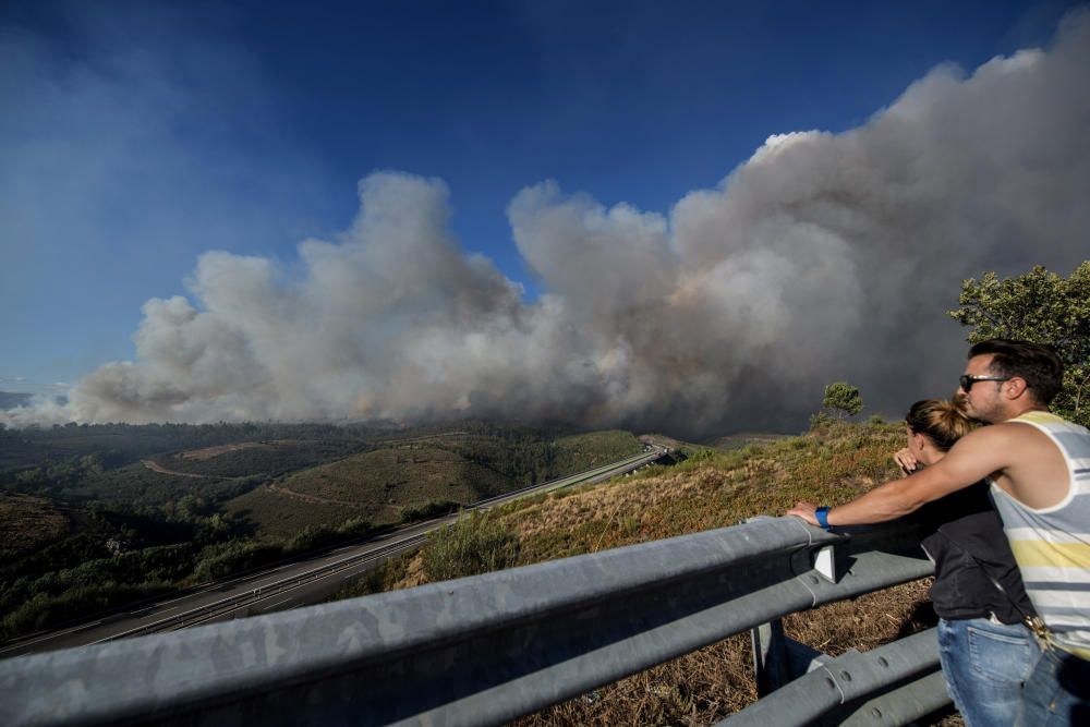 Verín, en alerta por un incendio forestal