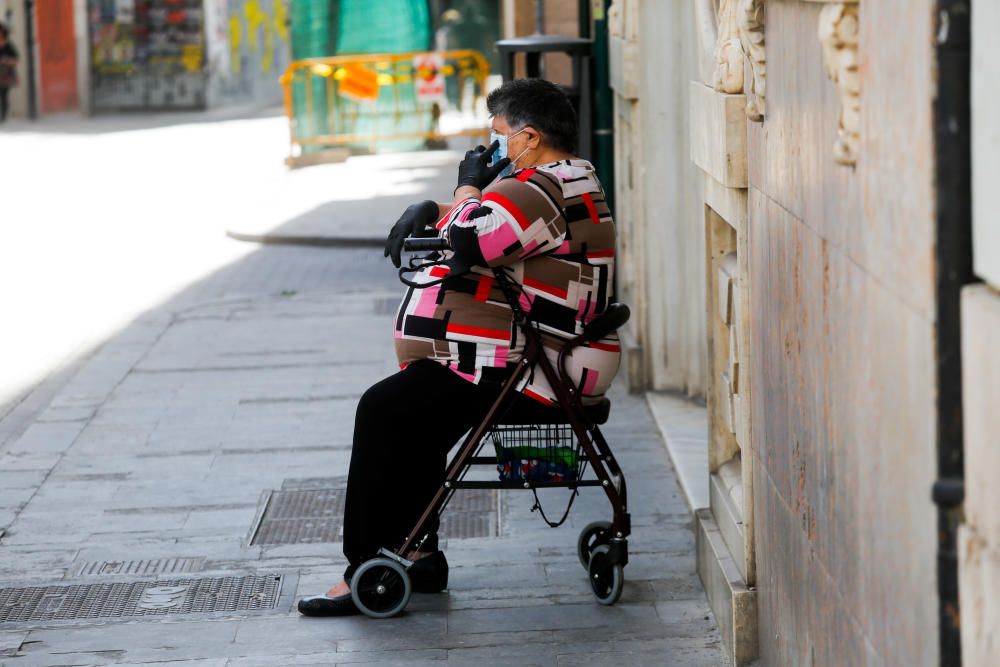 Los mayores también comienzan sus paseos