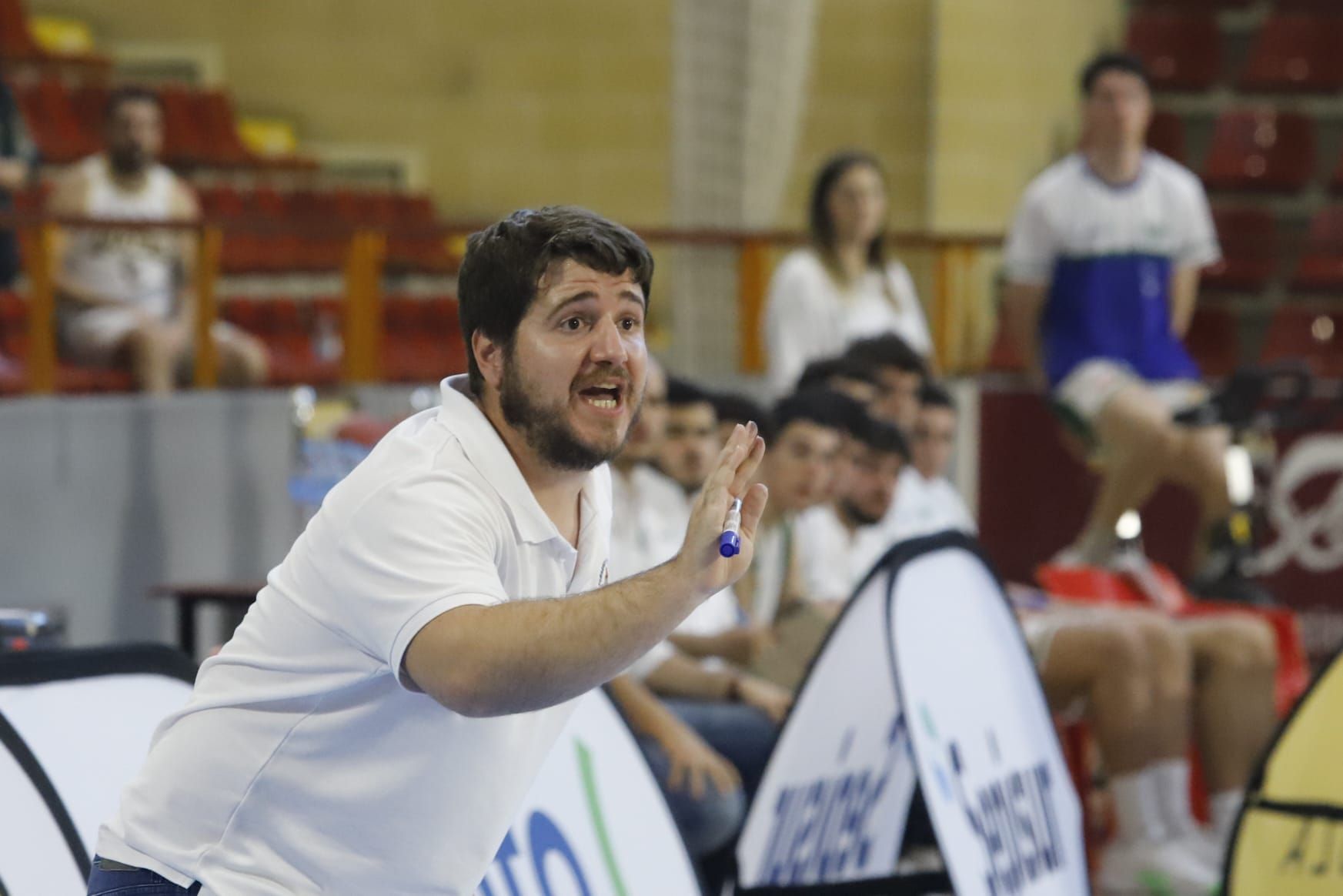 Coto Córdoba-Peñarroya | El derbi provincial de la Liga EBA en imágenes