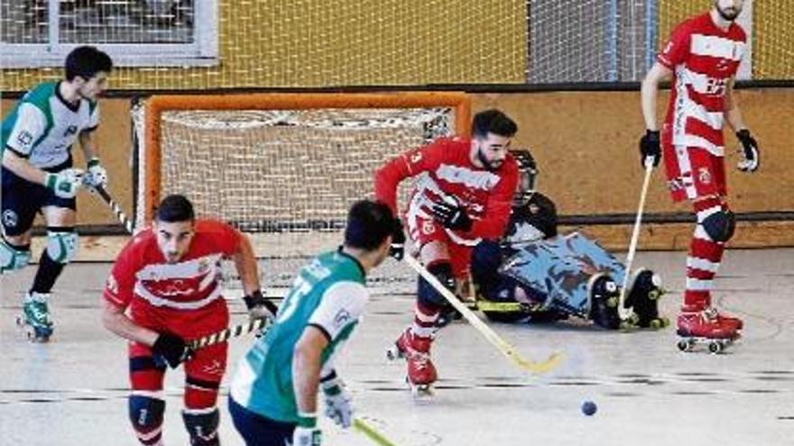 Pelicano inicia un contraatac del Girona en la golejada contra l&#039;Alcobendas (5-0) a Palau II.