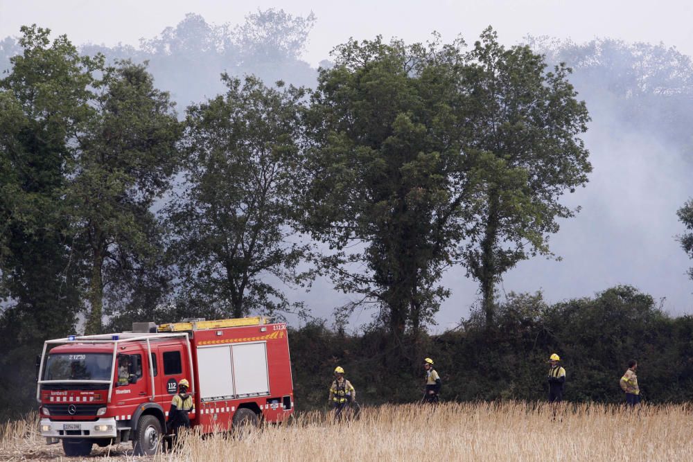 Incendi entre Cruïlles i Monells