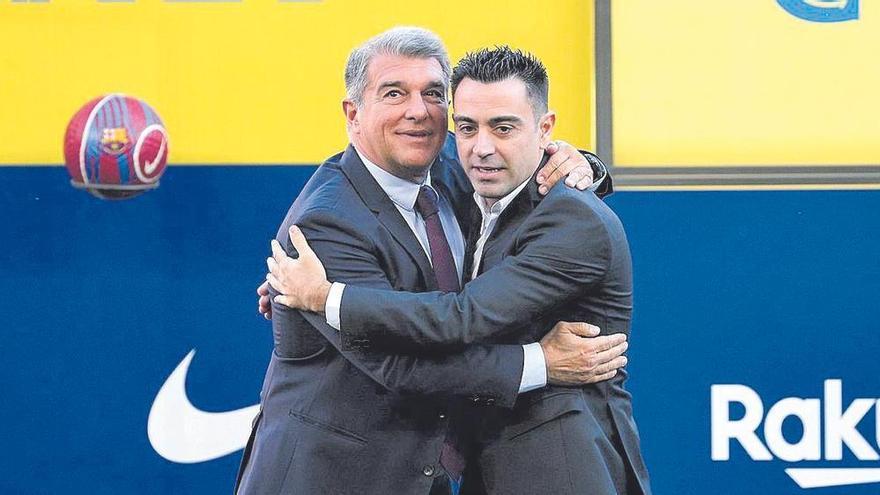 Xavi i els entrenadors de Laporta