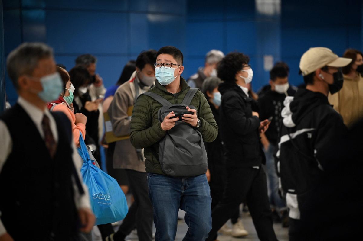 Adiós a las mascarillas en Hong Kong