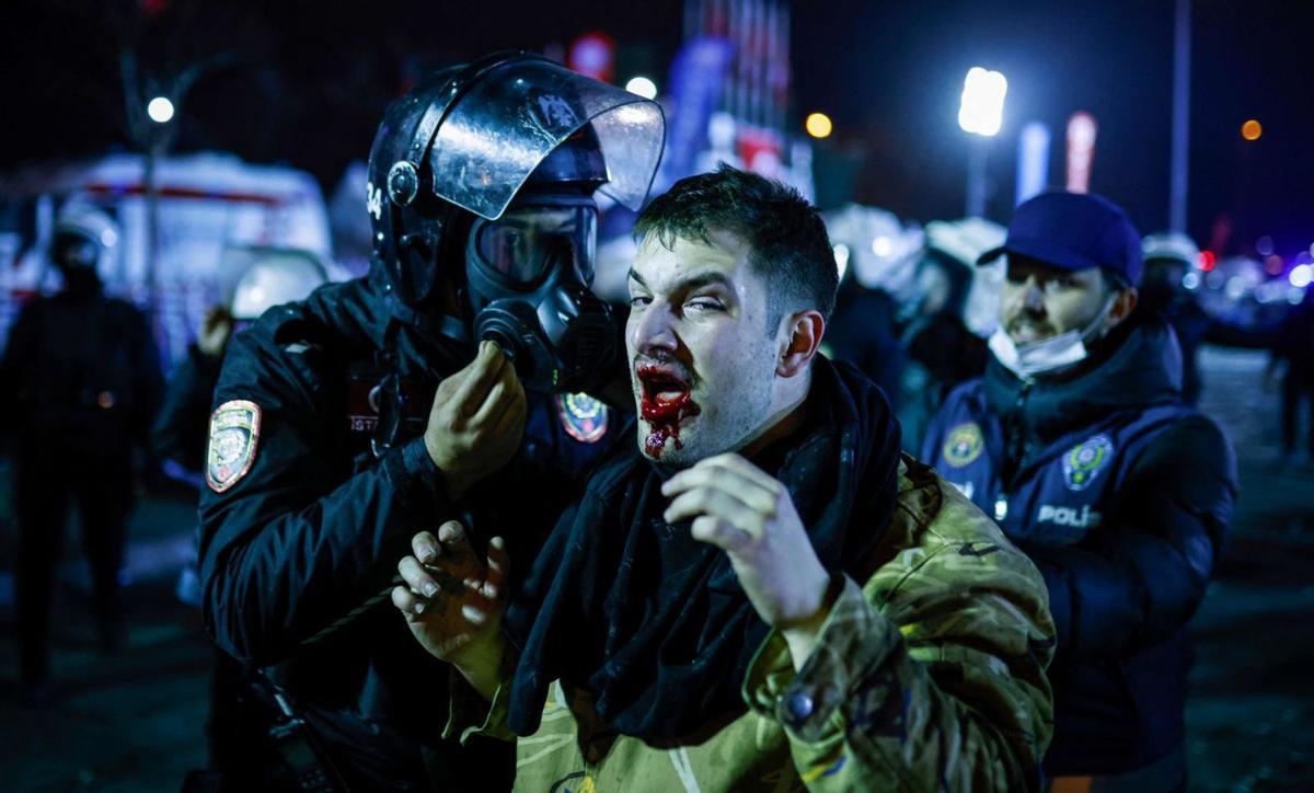 L’oposició promet continuar al carrer si l’alcalde d’Istanbul no és alliberat