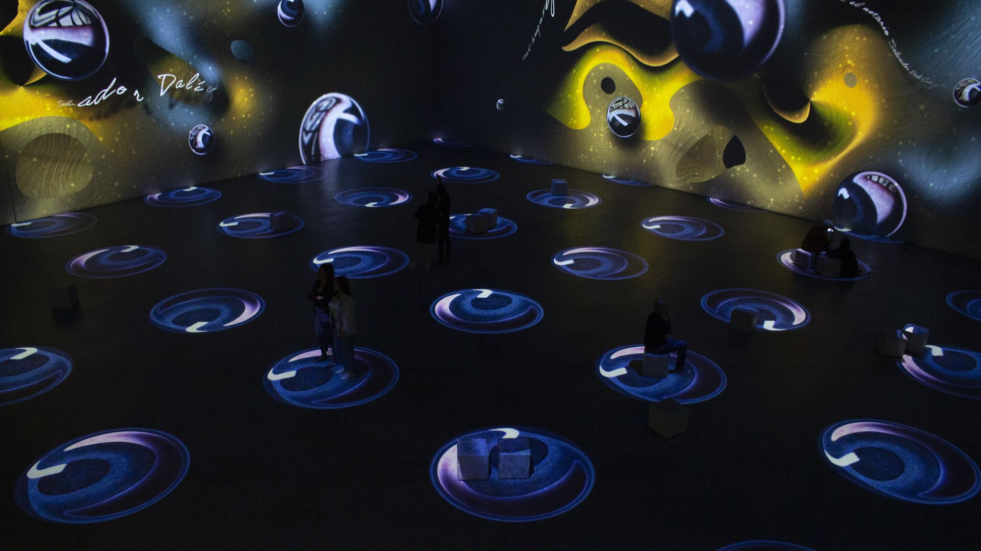 Exposició immersiva 'Dali Cibernètic' a IDEAL Barcelona