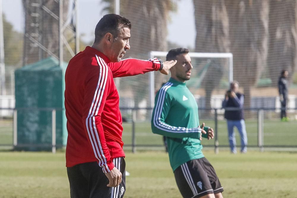 Primer entrenamiento de Raúl Agné con el Córdoba CF