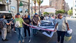 Los vecinos del entorno del Parque Central de Alicante desconfían del futuro del proyecto: “Huele a campaña electoral"