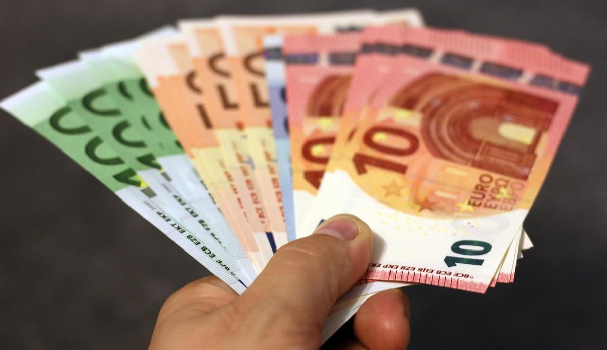 Cuanto dinero puedes ingresar en un cajero en efectivo