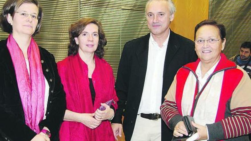 De izquierda a derecha, Almudena Orejas, Inés Sastre, Ángel Villa y Carmen Fernández Ochoa.