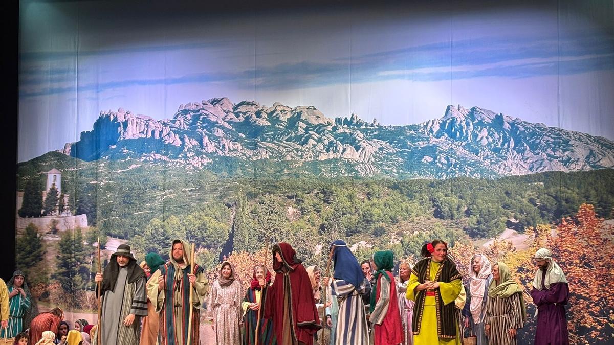 Un centenar d'actors van fer possible la representació dels Pastorets d'Igualada l'any passat