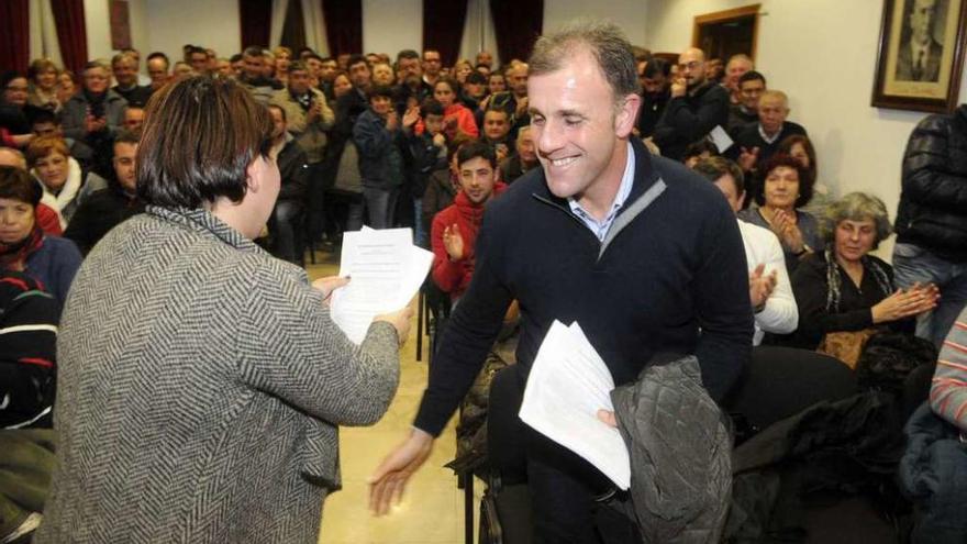 Francisco Alcalde, presidente del Consello, en una intervención contra la ley de acuicultura. // Noé Parga