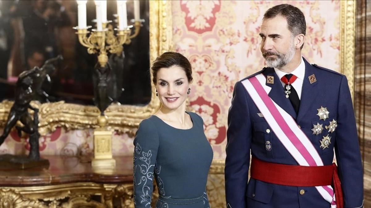 El rey Felipe VI y la reina Letizia, durante la celebración de la Pascua Militar