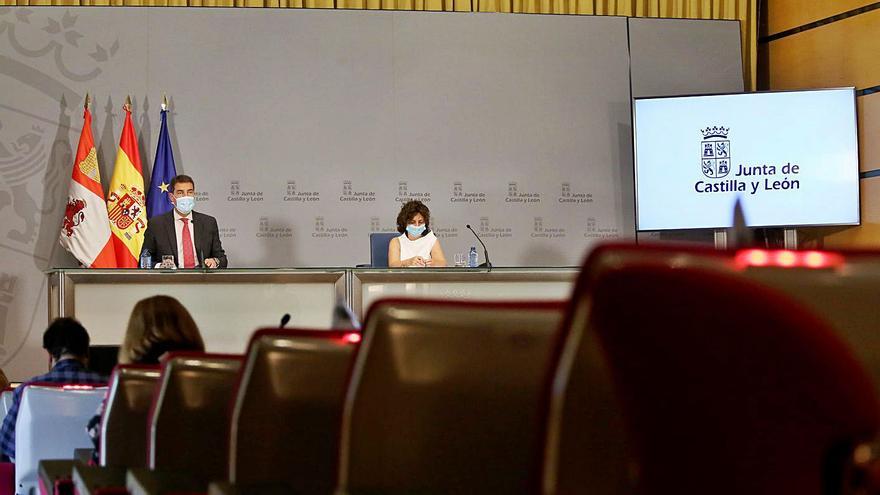 La nueva ley de Función Pública reservará tres años el puesto por cuidado de hijos