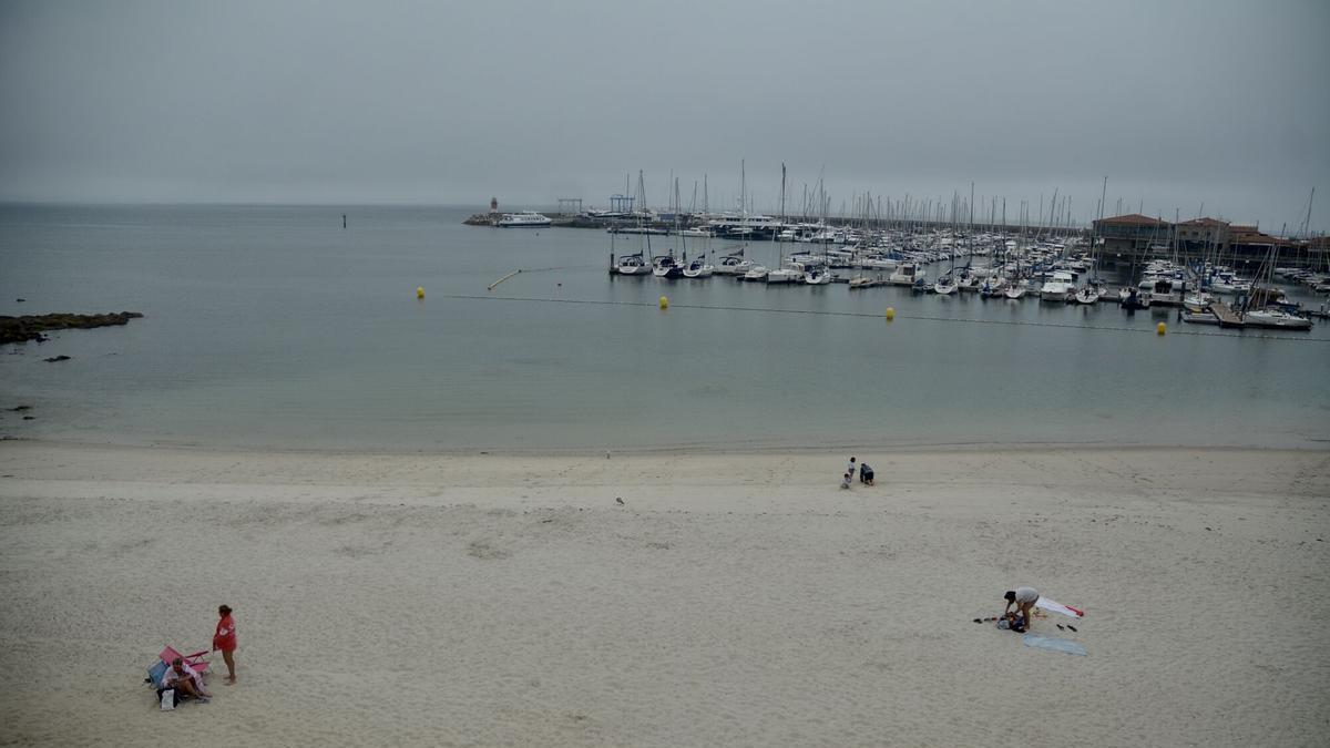 Playa de A Panadeira, en Sanxenxo, declarada sin humo