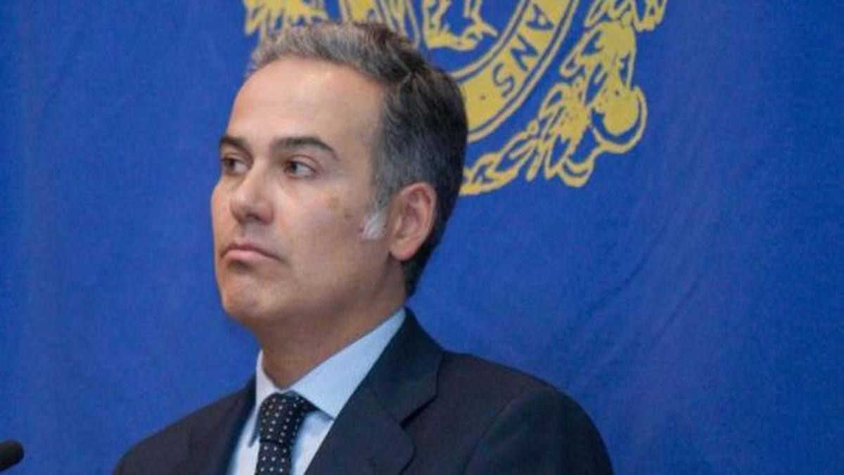 Pedro Vega, neurorradiólogo del HUCA, pide una atención más precoz para el ictus