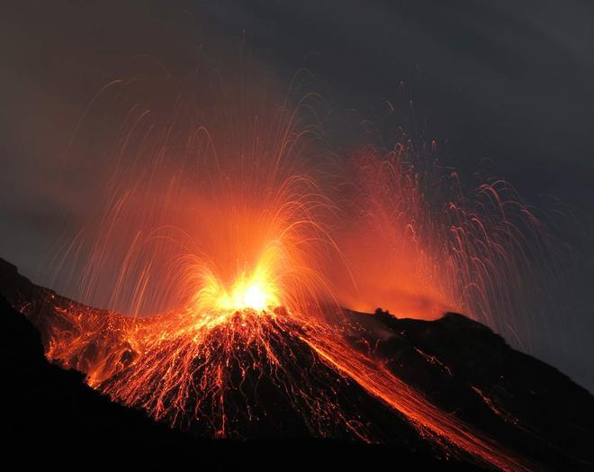 Estrómboli, volcanes activos