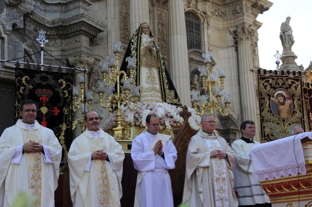 Coronación de la Virgen de la Soledad en la plaza Belluga