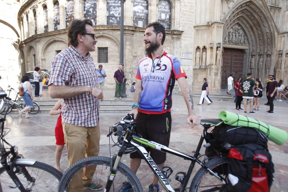 Juan Dual en Valencia antes de salir