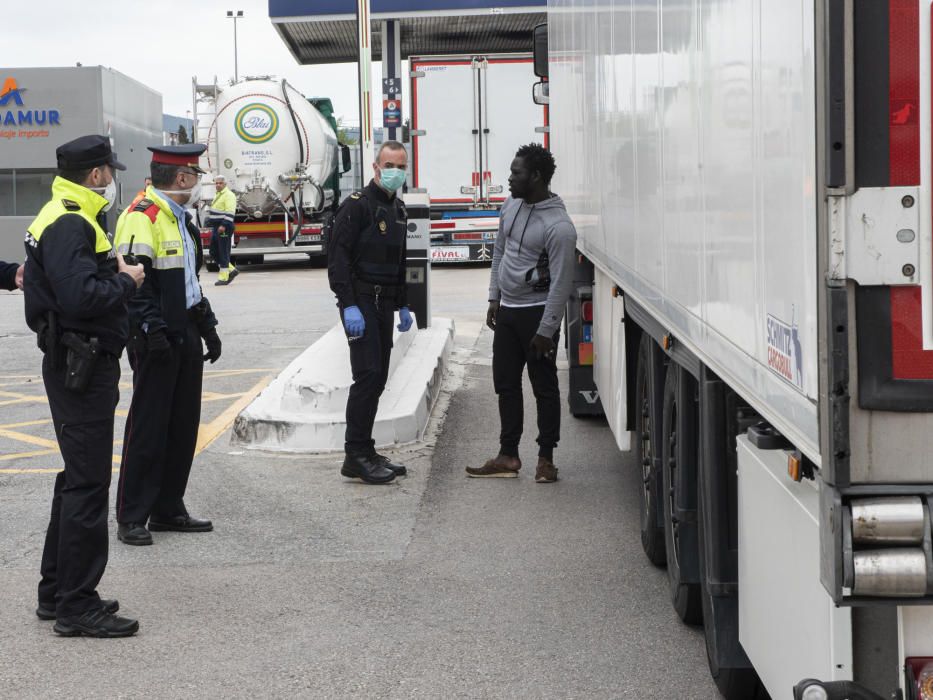 Troben un immigrant ocult a un camió a la Jonquera