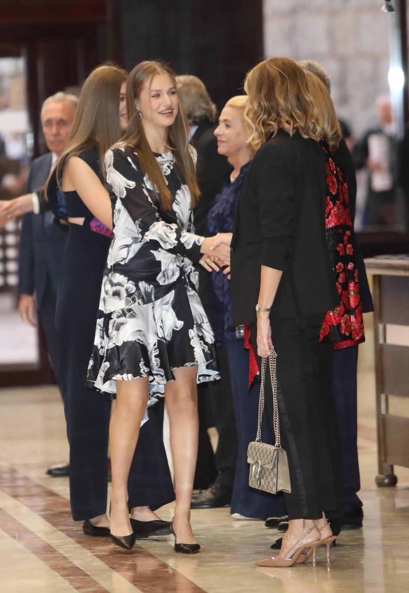 EN IMÁGENES: La Familia Real asiste en Oviedo al concierto de los premios "Princesa de Asturias"