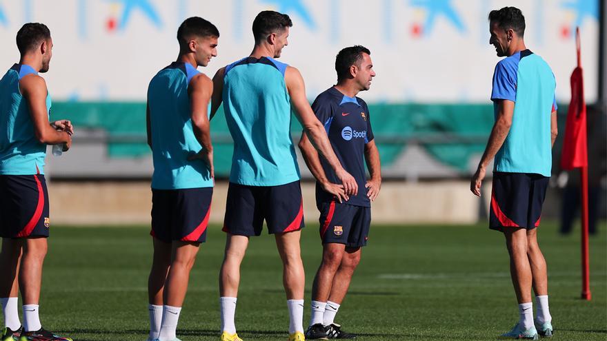 Último entrenamiento del FC Barcelona antes del duelo en el Metropolitano
