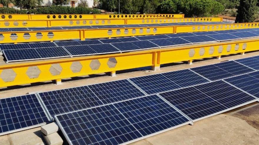 El Consell instala 84 placas solares en la estación de la ITV de Santa Gertrudis