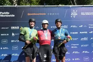 Manu Ochoa, campeón en la Copa del Mundo de Kayak Cross