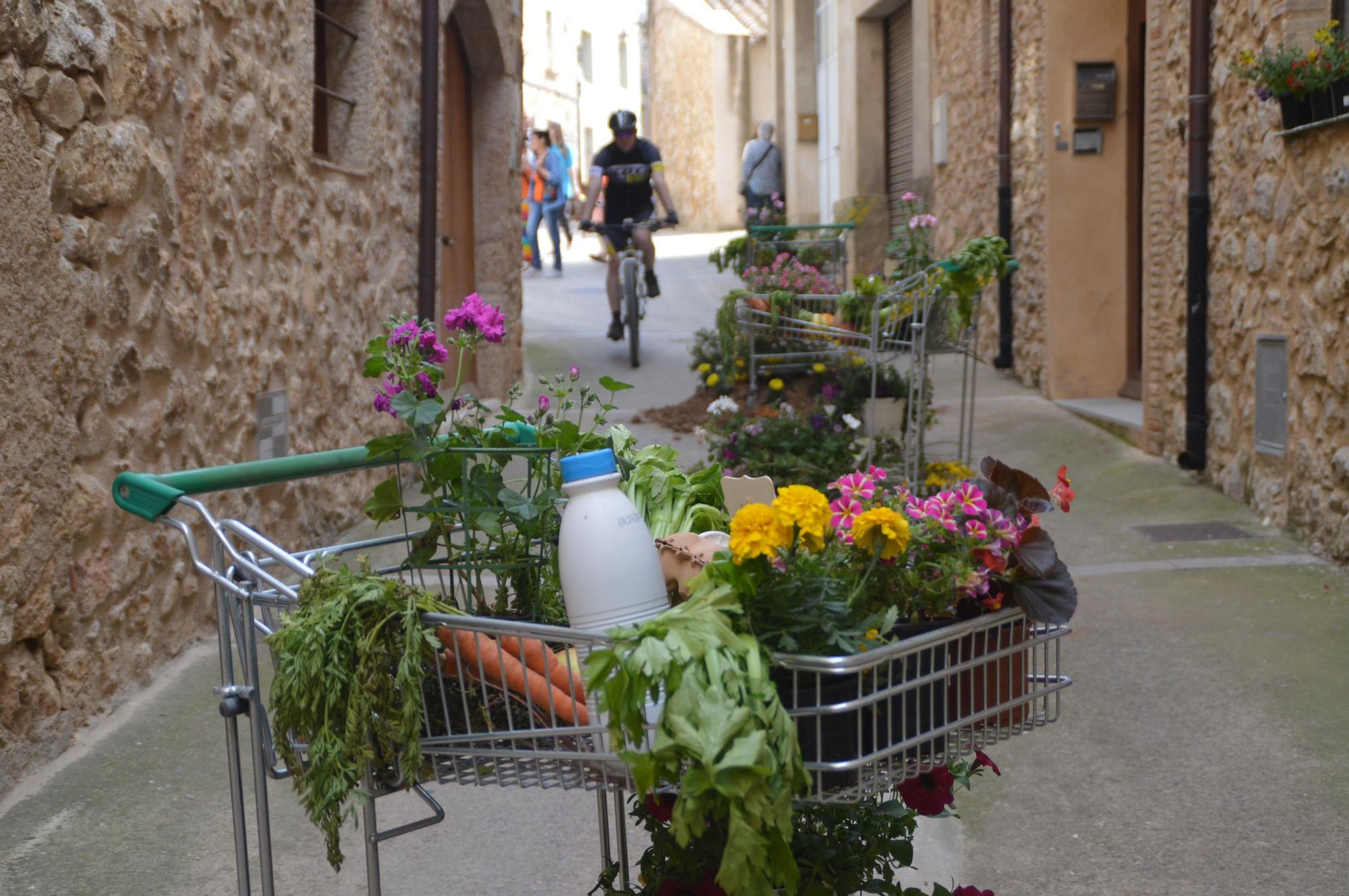 Vilanant gaudeix d'una Fira Flor amb homenatge a la pagesia