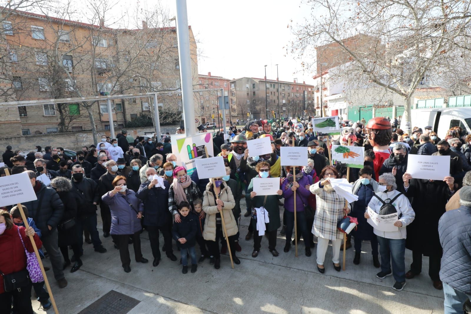 Manifestación de los vecinos de Las Fuentes de Zaragoza