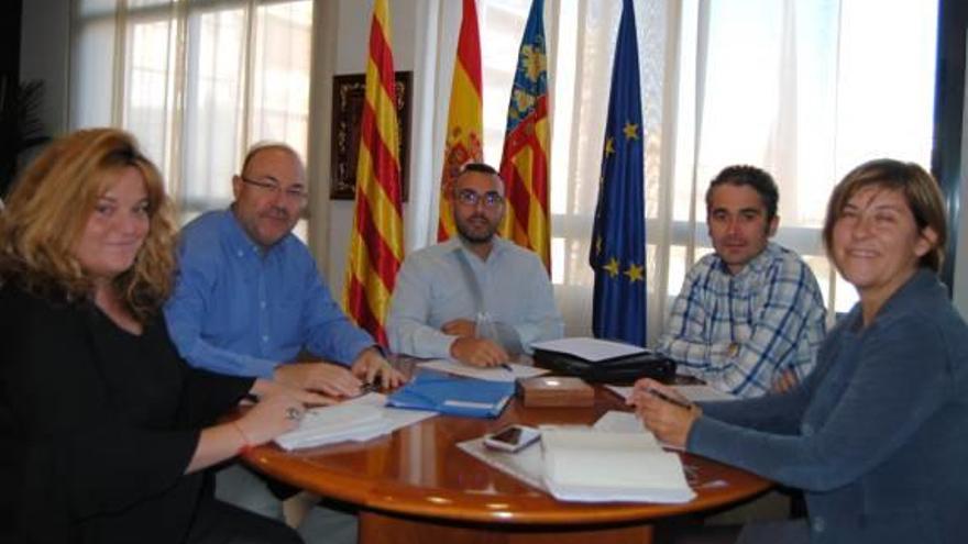 Vila-real exige a la Generalitat que cumpla y dote a la localidad de la EOI