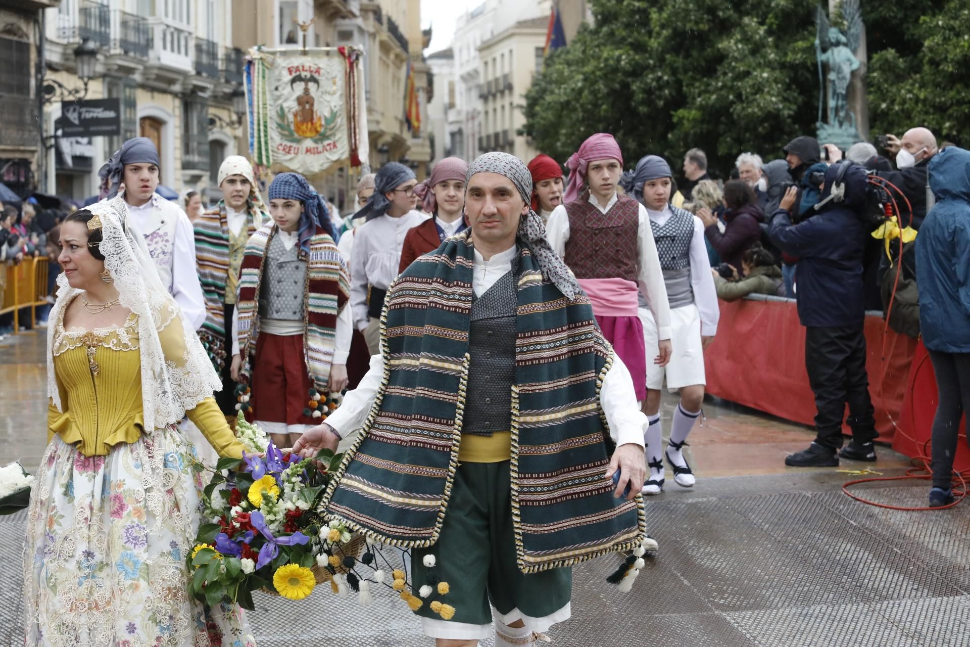 Búscate en el primer día de Ofrenda por la calle Quart (entre las 15.30 y las 17.00 horas)