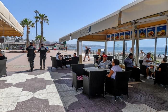 Ambiente de Playa del Inglés en plena fase 2