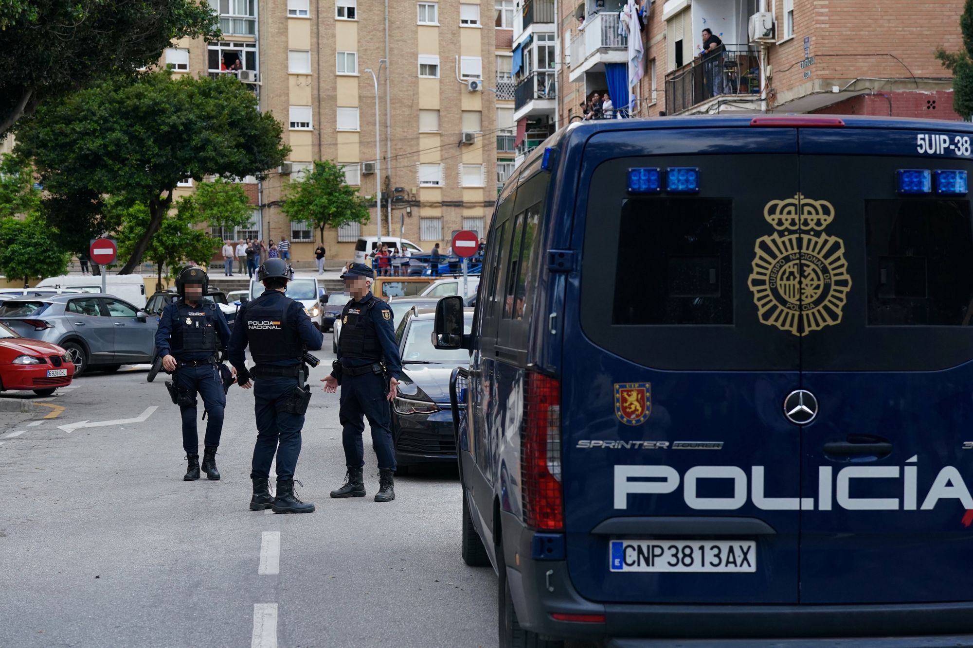 Tiroteo: gran despliegue policial en la Carretera de Cádiz