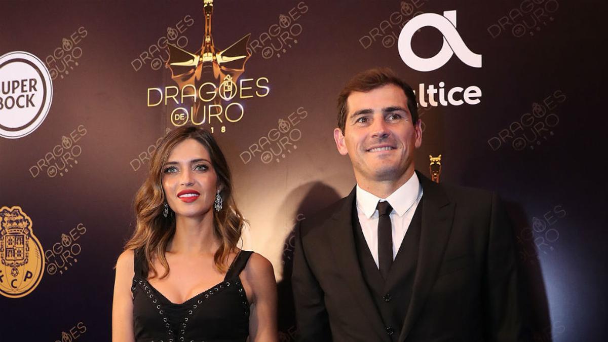 Eva González e Iker Casillas a su llegada a la entrega de premios Dragon de Oro en Oporto