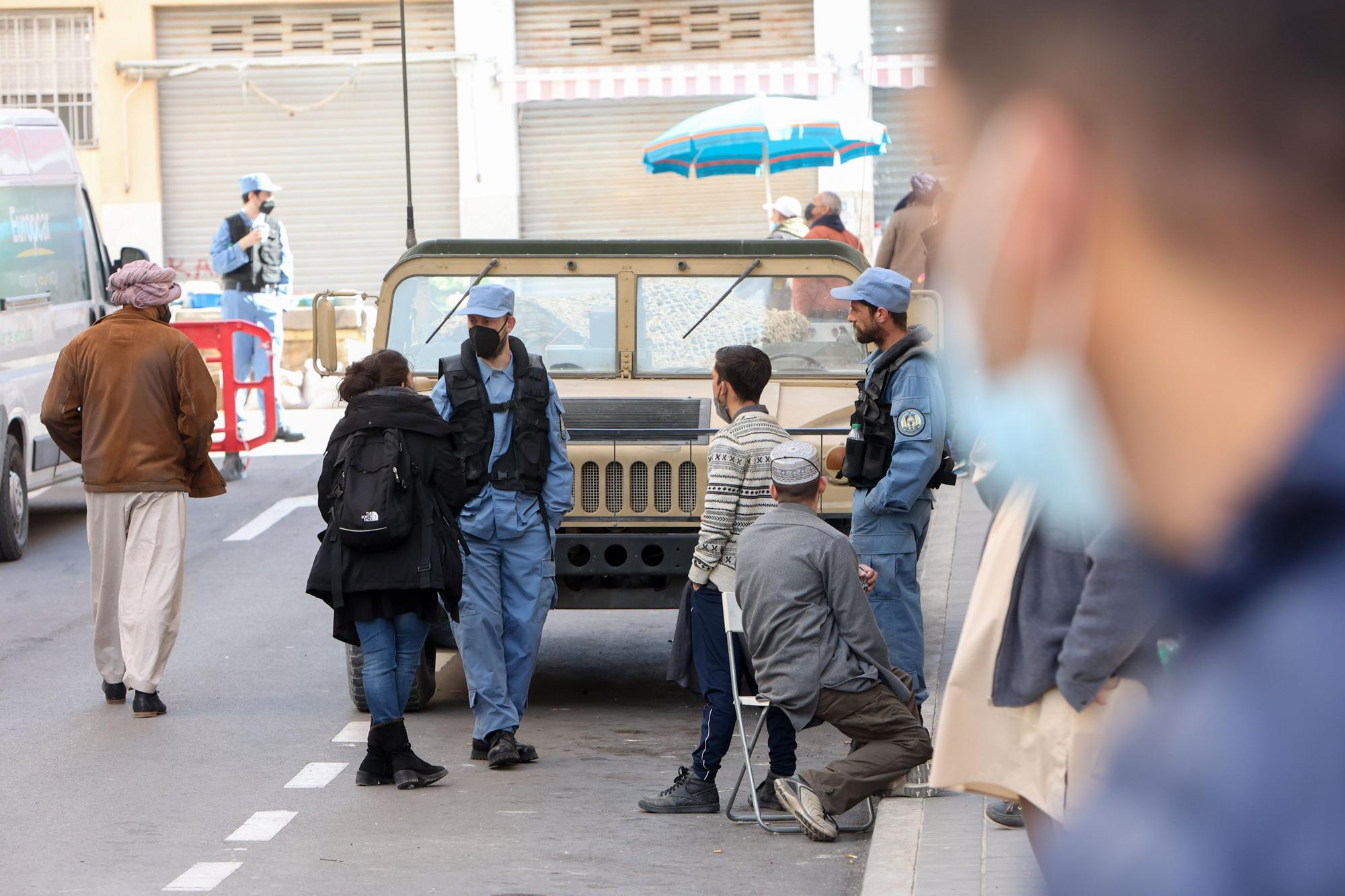 Segundo día del rodaje de la película "The Interpreter" del director Guy Ritchie en el barrio de Colonia Requena de Alicante