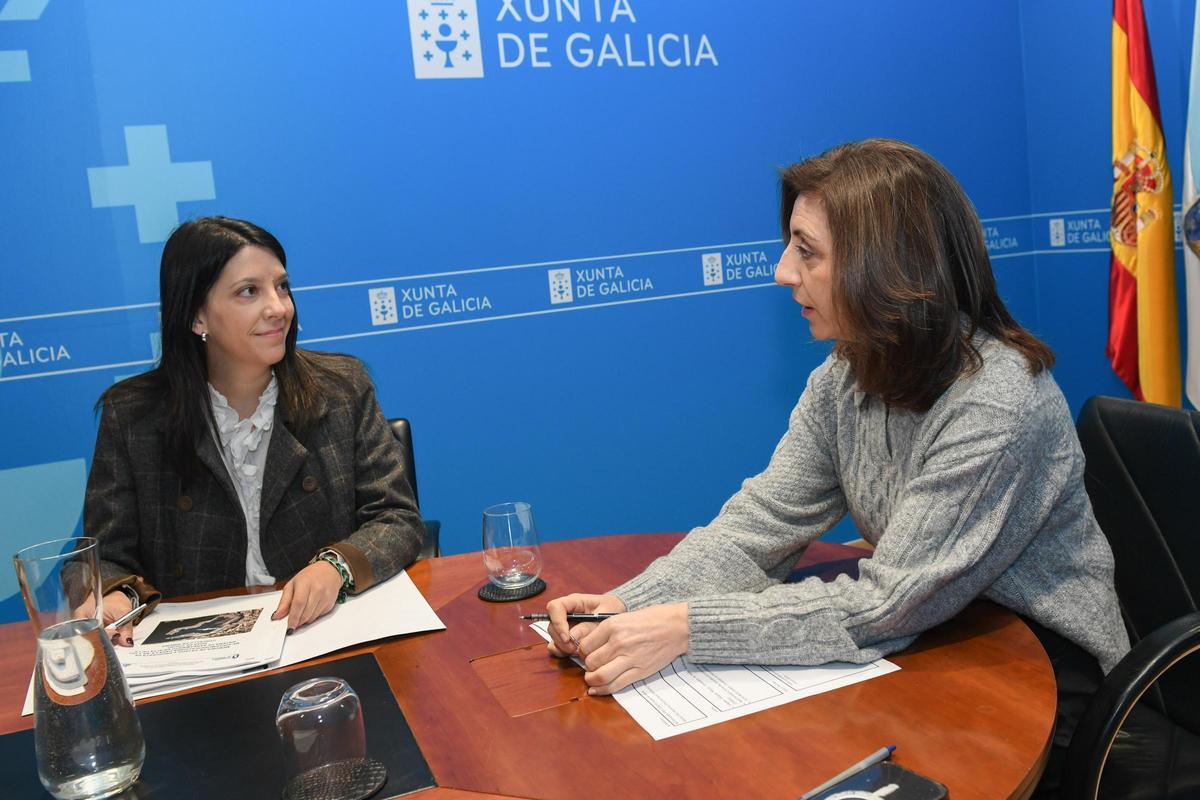 María Sampedro, esquerda, e Ángeles Vázquez.