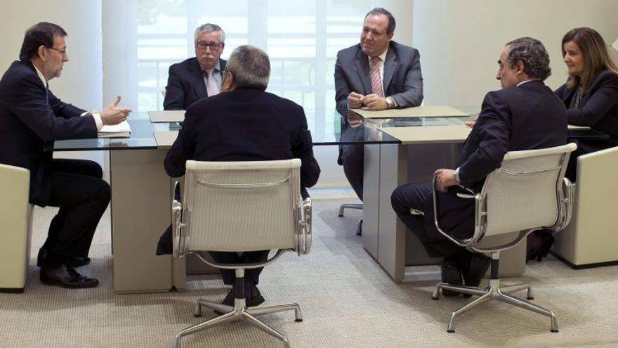 Los sindicatos cargan contra el plan anticrisis de Rajoy