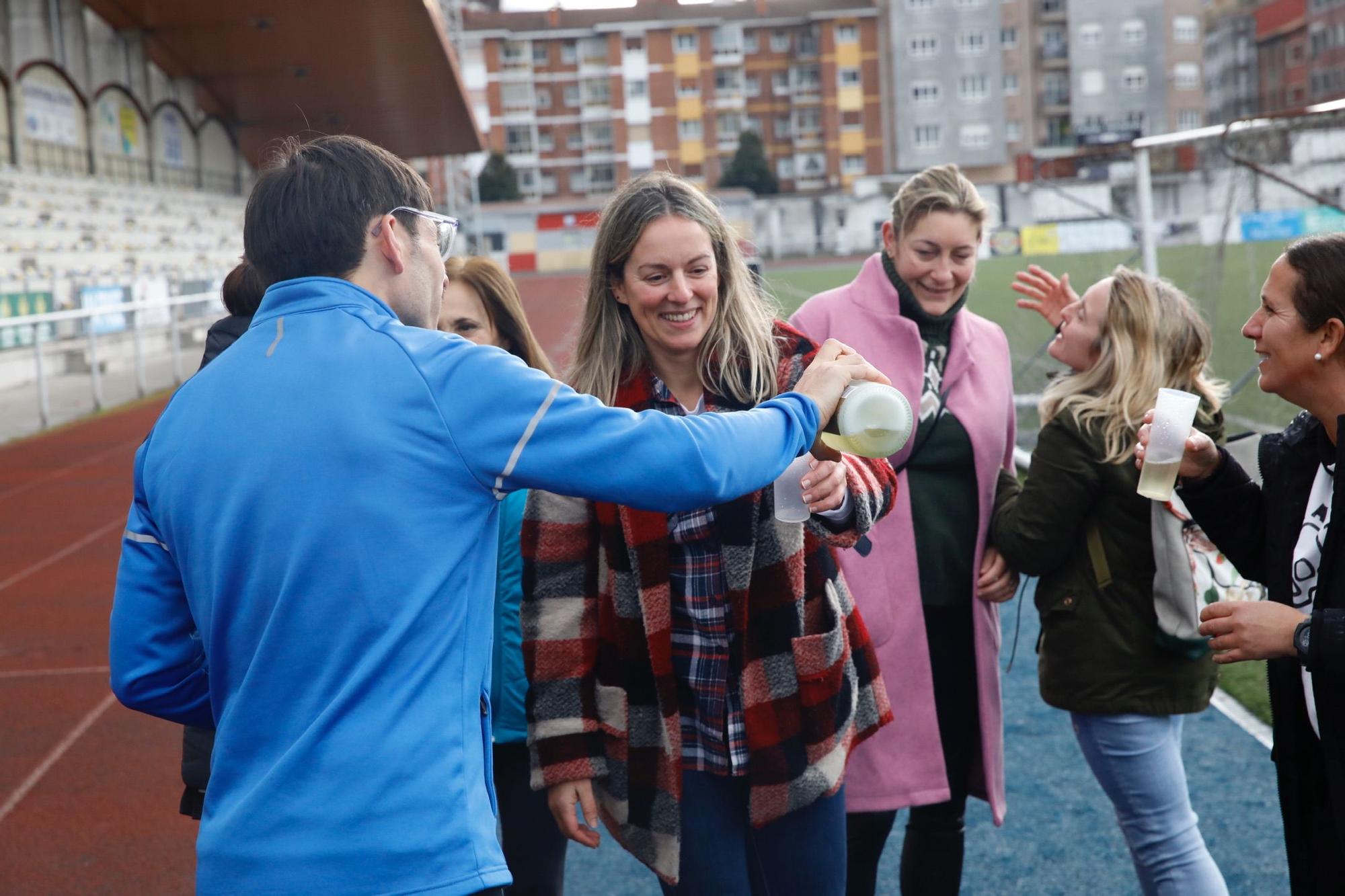 EN IMÁGENES | El Gordo reparte millones en Asturias: así ha sido la jornada de la Lotería de Navidad en Asturias