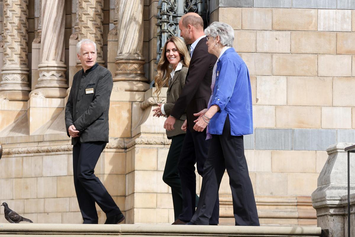 Kate Middleton cambia de ''look' y luce melena rubia