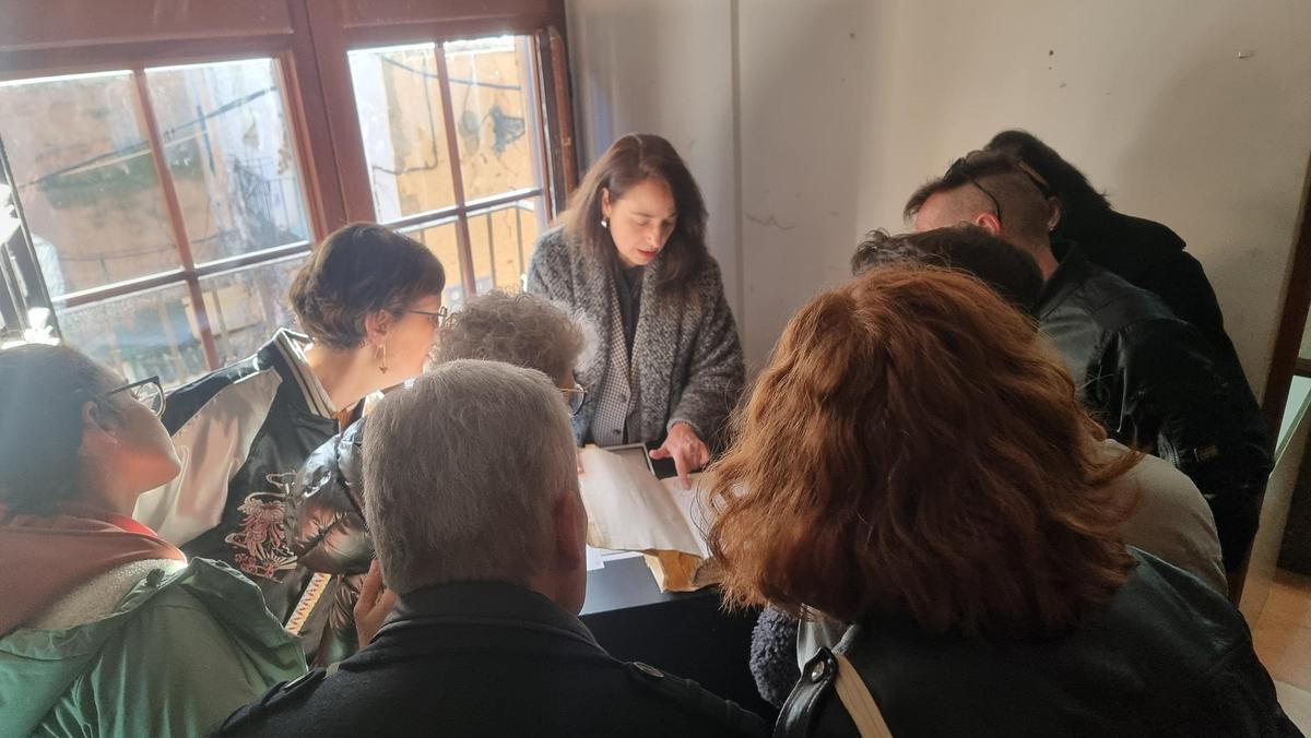 Visita al Archivo Municipal de Toro.