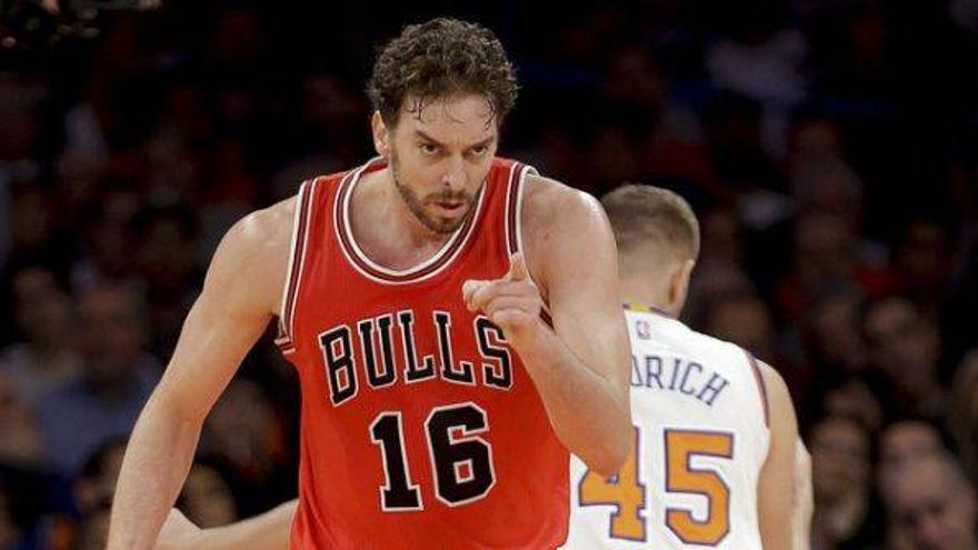 Los hermanos Gasol se salen en su debut liguero