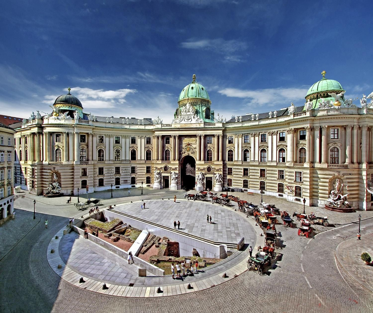 Michaelerplatz.