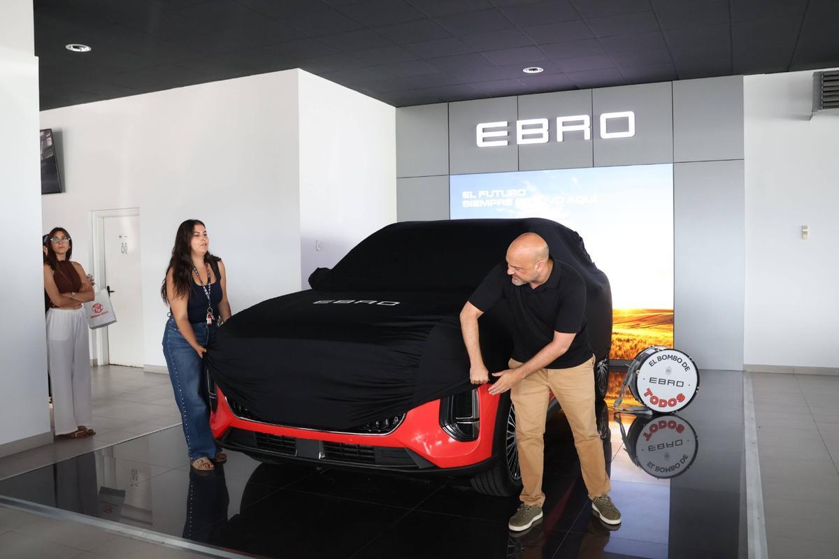 GALERÍA | EBRO llega a Zamora de la mano de Leomotor con un coche inspirado en la Selección Española