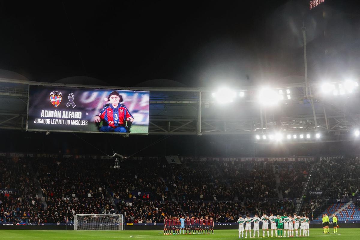 Todas las fotos del Levante - Elche en el Ciutat de València