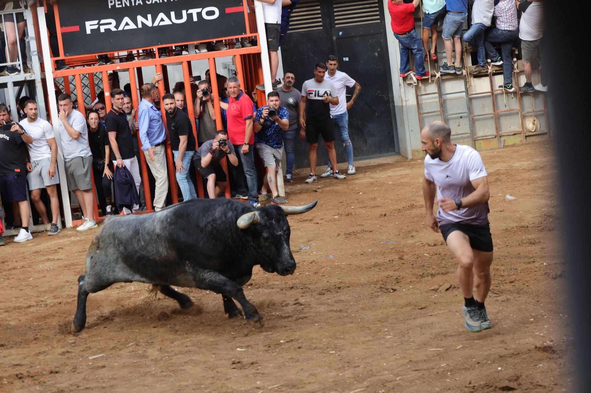 Los mejores momentos de la tarde taurina del martes de fiestas en Almassora