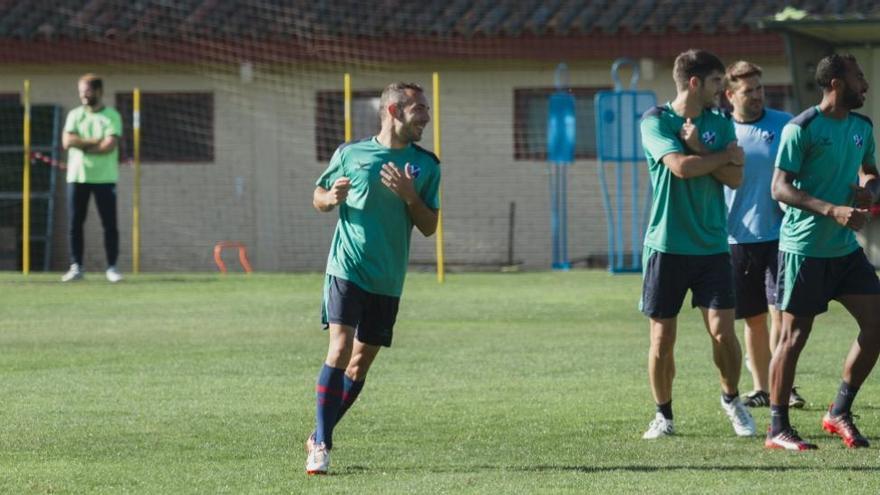 El Huesca volvió a los entrenamientos pensando en el Rayo Vallecano