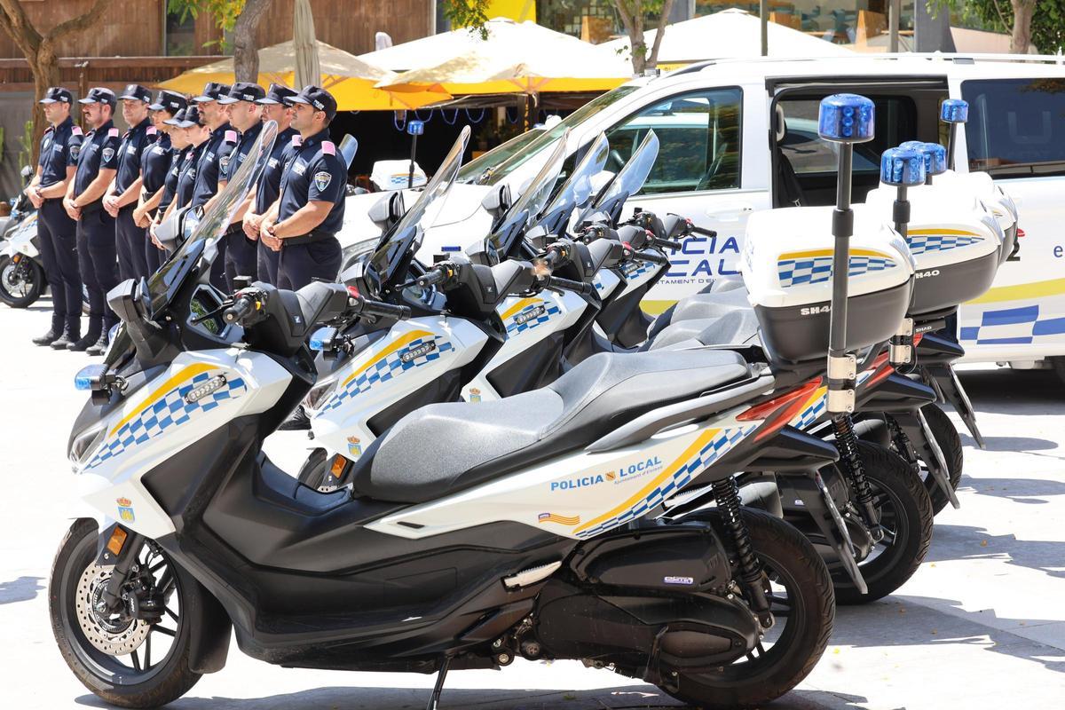 La Policía Local de Ibiza se refuerza con 11 agentes y 13 vehículos