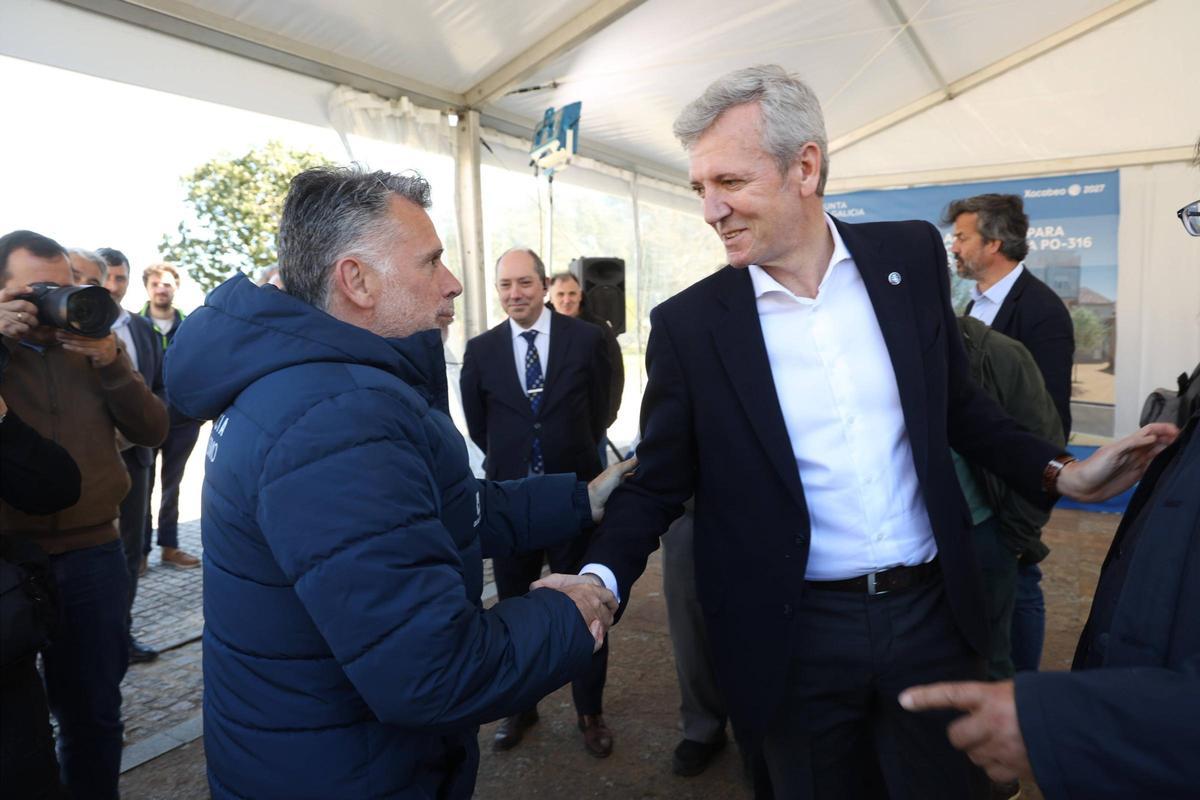 Alfonso Rueda en O Grove: una visita con mucha chicha política